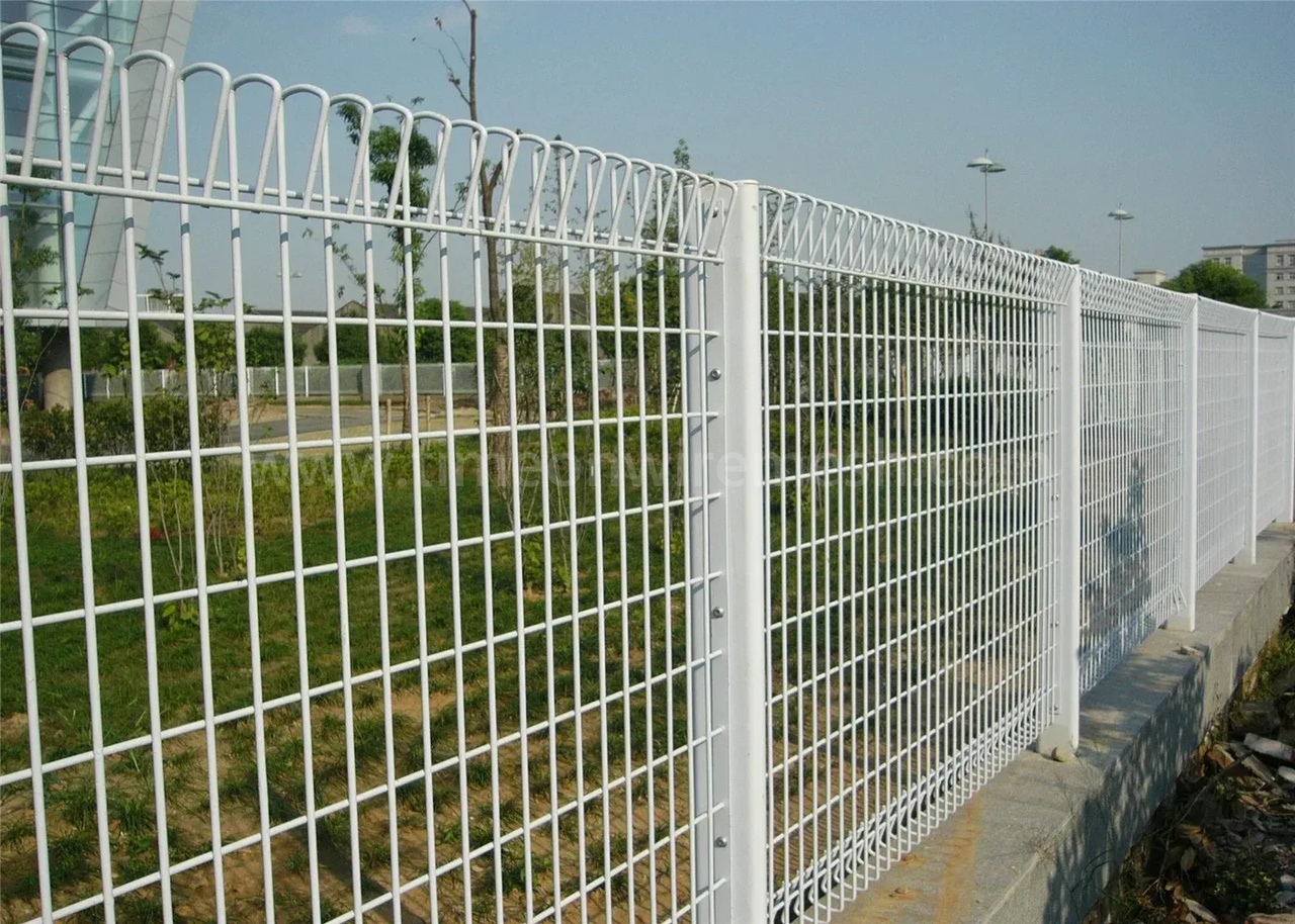 Close view of white Roll-Top welded mesh fence panels